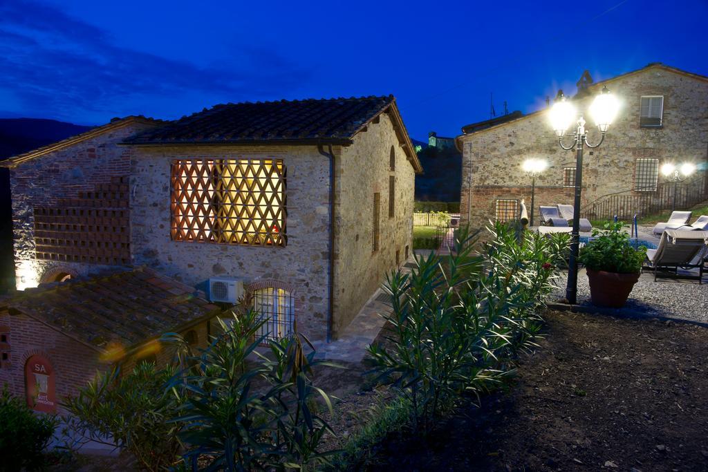 Suite Accommodation Mastiano Kültér fotó